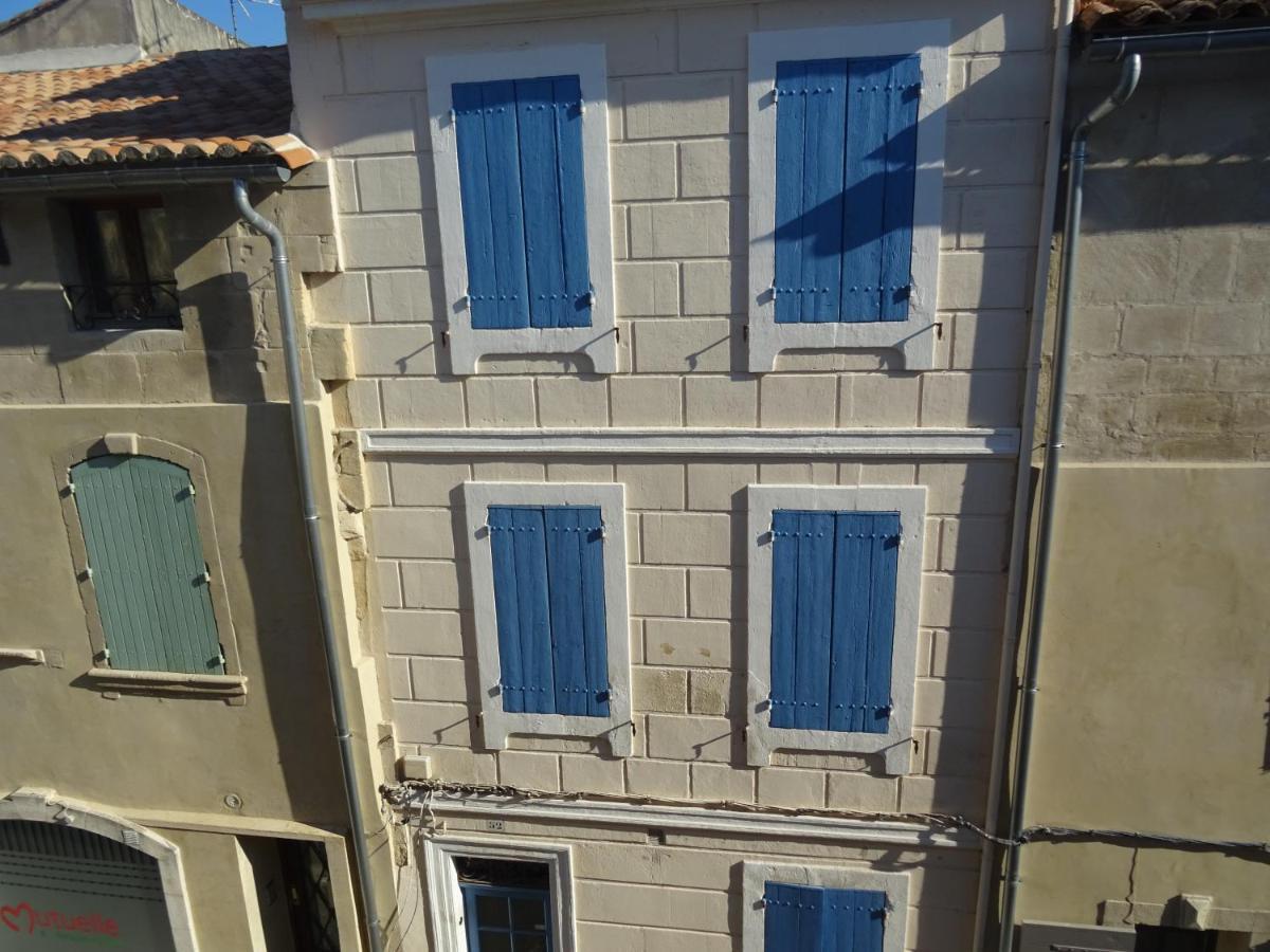 Aux Pieds Des Arenes Apartment Arles Exterior photo
