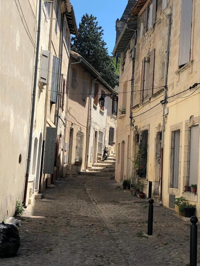 Aux Pieds Des Arenes Apartment Arles Exterior photo