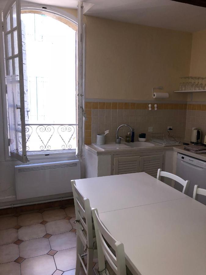 Aux Pieds Des Arenes Apartment Arles Exterior photo